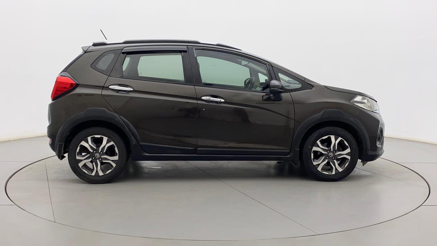 2017 Honda WR-V 1.5L I-DTEC VX MT, Diesel, Manual, 20,850 km, Right Side View