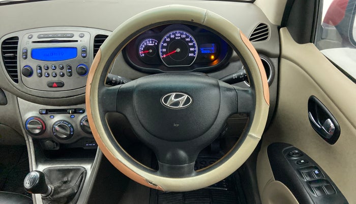 2010 Hyundai i10 SPORTZ 1.2, Petrol, Manual, 80,828 km, Steering Wheel Close Up