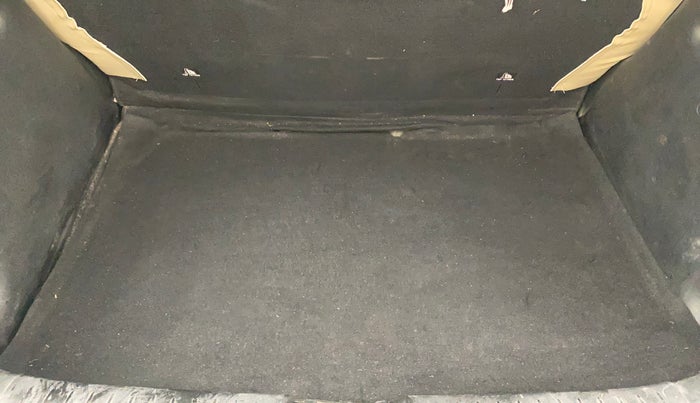 2020 Hyundai VENUE SX 1.4 CRDI, Diesel, Manual, 94,599 km, Boot Inside