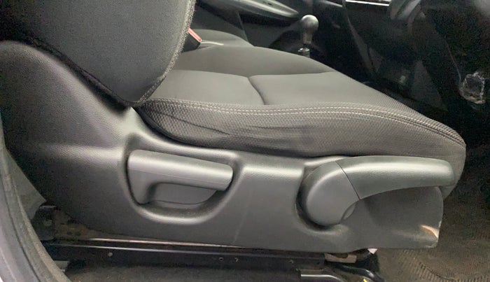 2016 Honda Jazz 1.2L I-VTEC VX, Petrol, Manual, 63,423 km, Driver Side Adjustment Panel