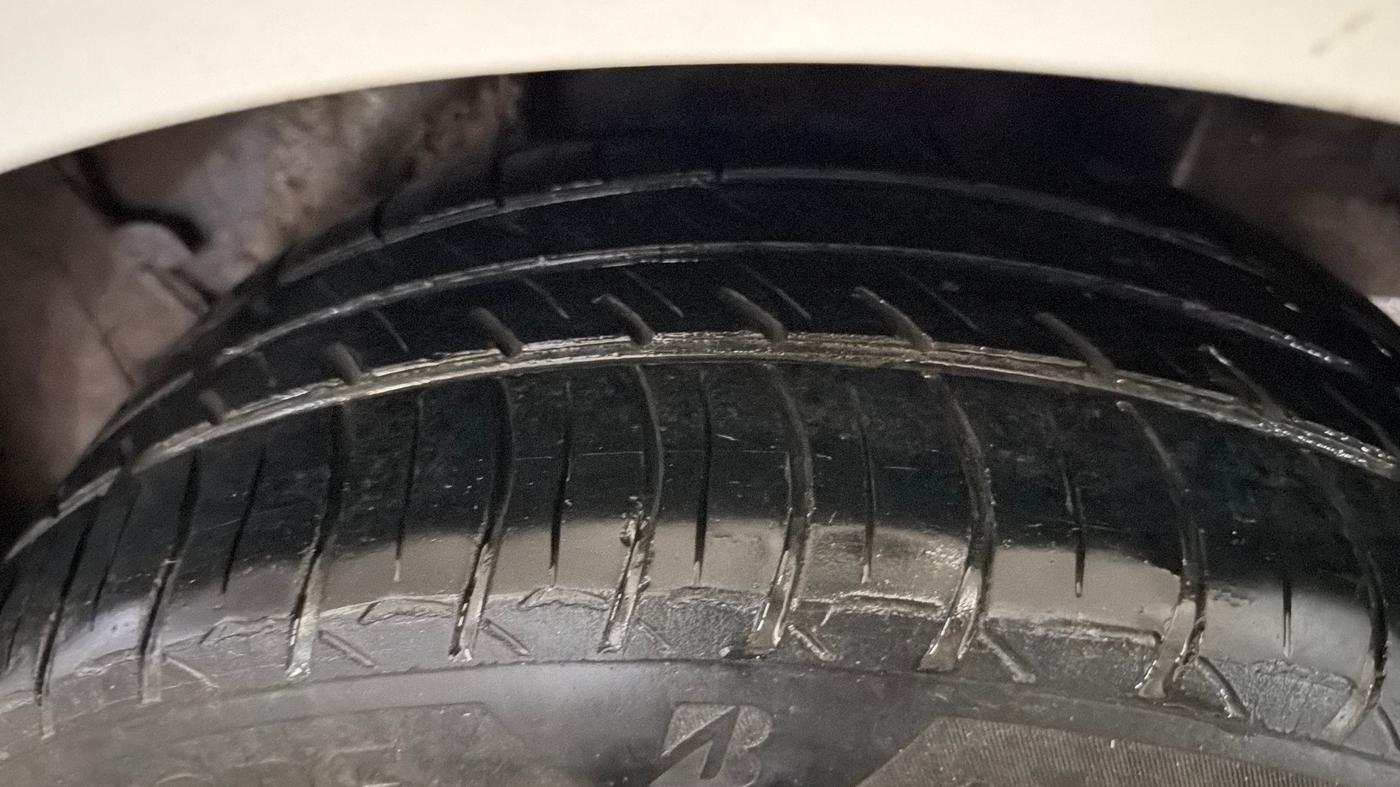 2019 Hyundai Verna 1.4 EX PETROL, Petrol, Manual, 60,690 km, Left Rear Tyre Tread