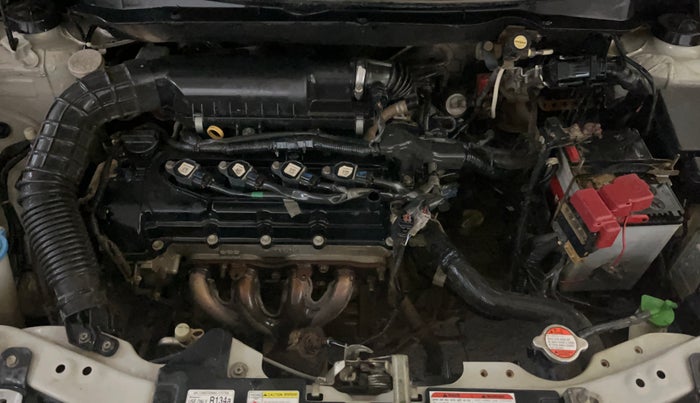 2020 Maruti Swift VXI, CNG, Manual, 95,990 km, Engine View