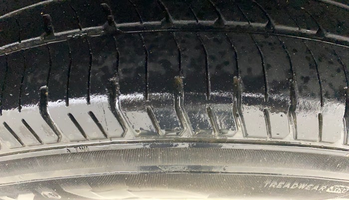2018 Maruti Dzire VXI AMT, Petrol, Automatic, 89,602 km, Left Rear Tyre Tread