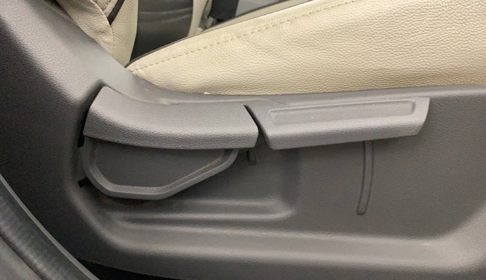 2023 Hyundai GRAND I10 NIOS SPORTZ AMT 1.2 KAPPA VTVT, Petrol, Automatic, 53,757 km, Driver Side Adjustment Panel