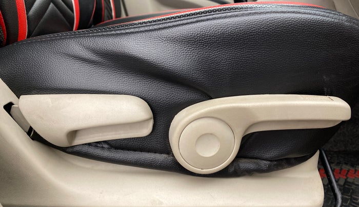 2018 Maruti Celerio ZXI OPT, Petrol, Manual, 43,271 km, Driver Side Adjustment Panel
