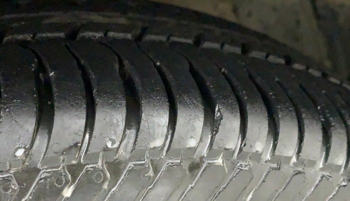 2014 Ford Ecosport TITANIUM 1.5L PETROL, Petrol, Manual, 35,426 km, Left Rear Tyre Tread
