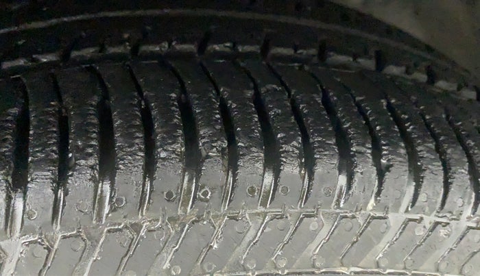 2014 Ford Ecosport TITANIUM 1.5L PETROL, Petrol, Manual, 35,426 km, Right Rear Tyre Tread