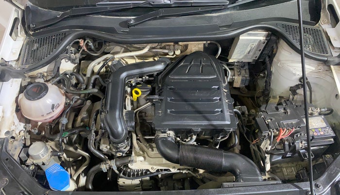 2021 Volkswagen Polo COMFORTLINE 1.0L MPI, Petrol, Manual, 31,674 km, Engine View