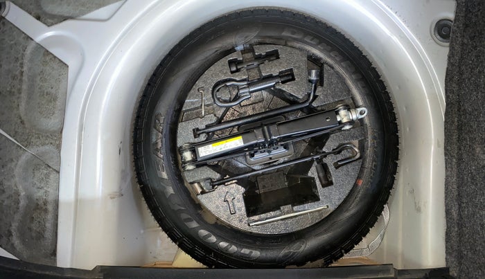 2021 Volkswagen Polo COMFORTLINE 1.0L MPI, Petrol, Manual, 31,674 km, Spare Tyre