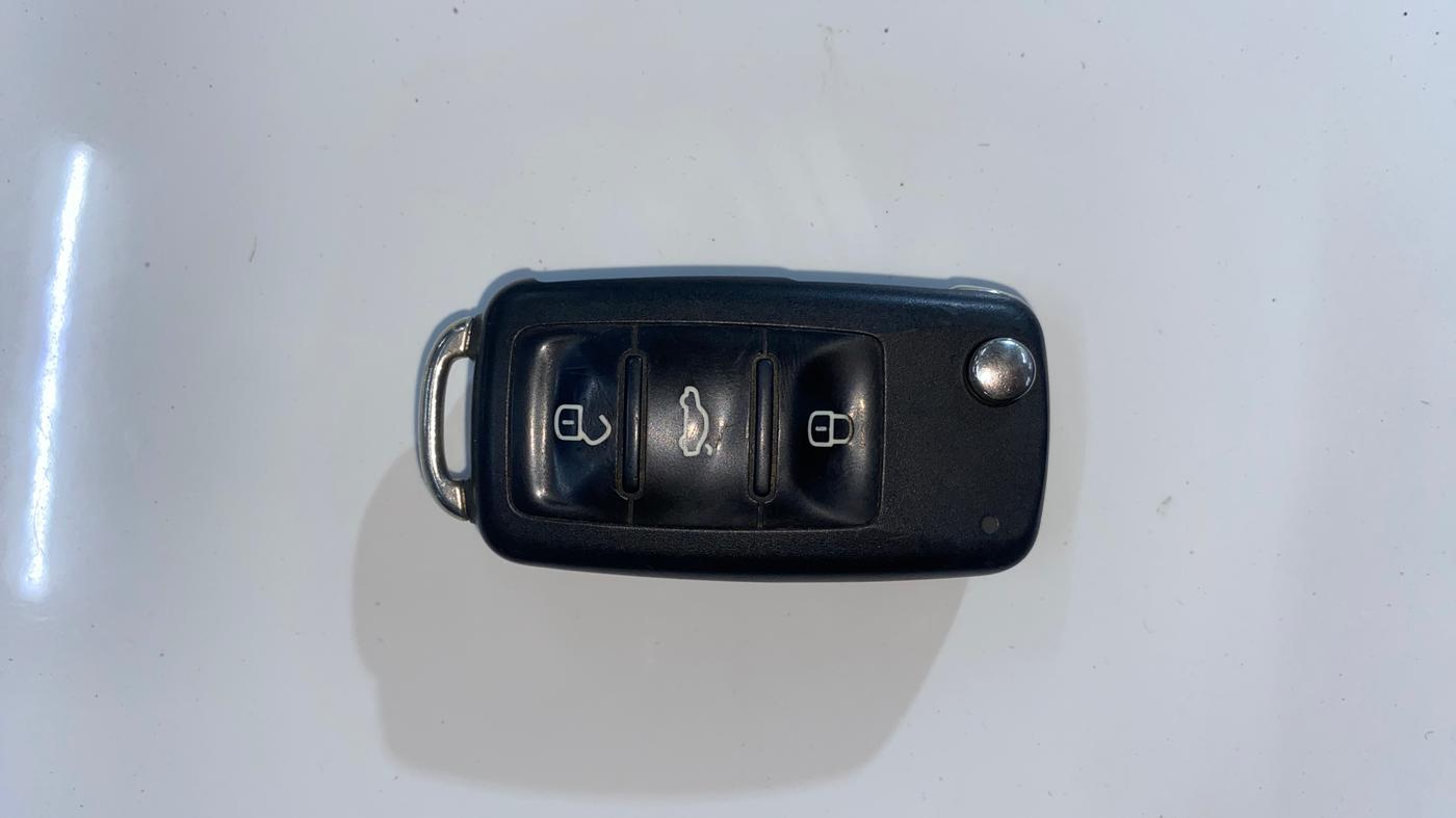 2021 Volkswagen Polo COMFORTLINE 1.0L MPI, Petrol, Manual, 31,683 km, Key Close Up