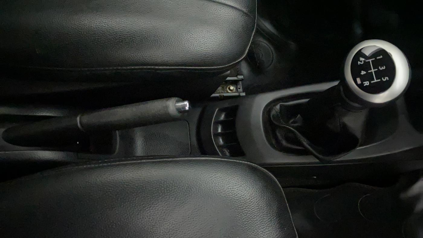 2016 Maruti Wagon R 1.0 VXI, Petrol, Manual, 23,524 km, Gear Lever