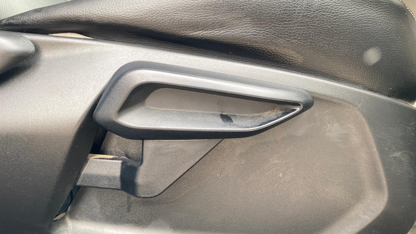 2022 Tata NEXON XZ PLUS (HS) PETROL, Petrol, Manual, 36,019 km, Driver Side Adjustment Panel
