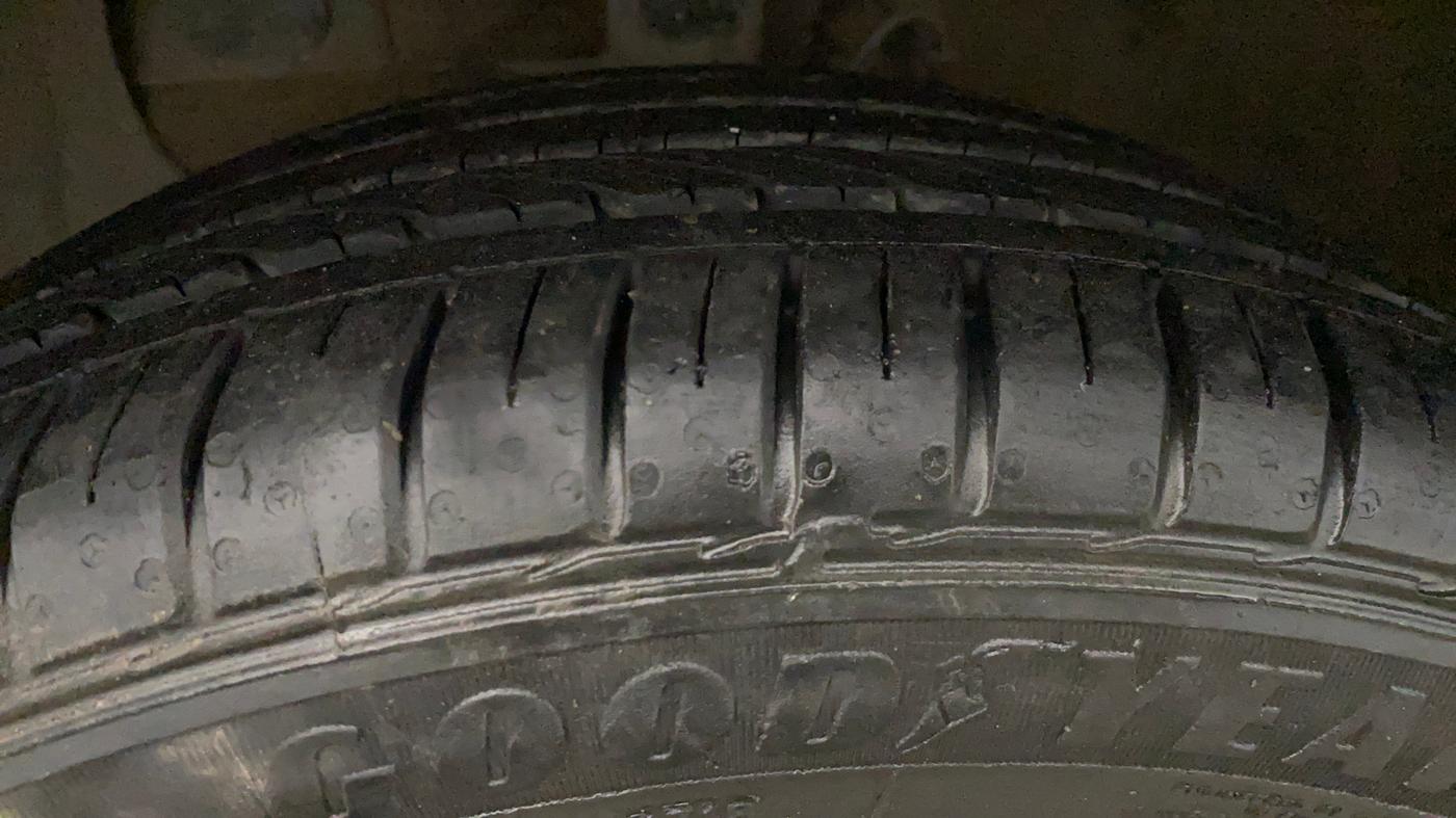 2016 Hyundai i20 Active 1.2 S, Petrol, Manual, 41,437 km, Left Front Tyre Tread