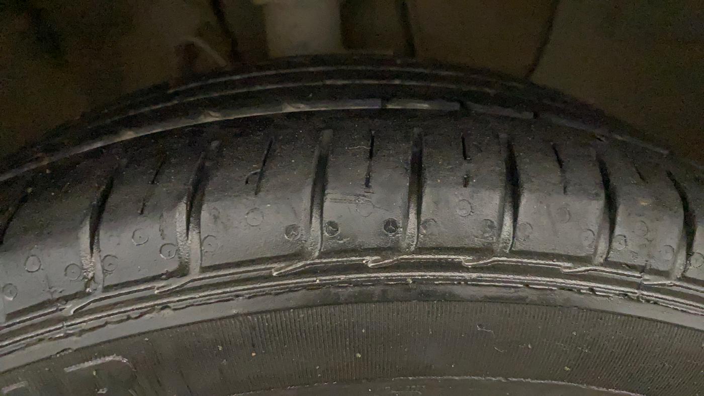 2016 Hyundai i20 Active 1.2 S, Petrol, Manual, 41,437 km, Right Front Tyre Tread