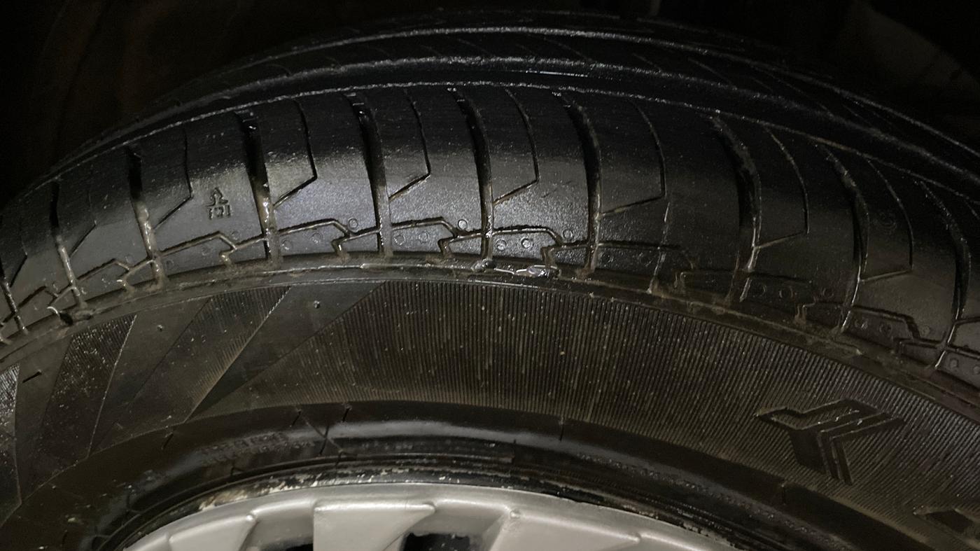 2022 Maruti Swift LXI, Petrol, Manual, 66,173 km, Right Front Tyre Tread