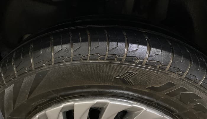 2022 Maruti Swift LXI, Petrol, Manual, 66,173 km, Left Rear Tyre Tread