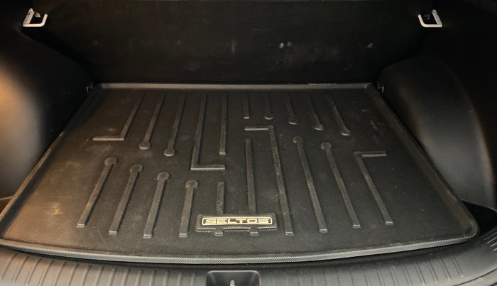 2022 KIA SELTOS HTK PLUS 1.5 DIESEL IMT, Diesel, Manual, 67,688 km, Boot Inside