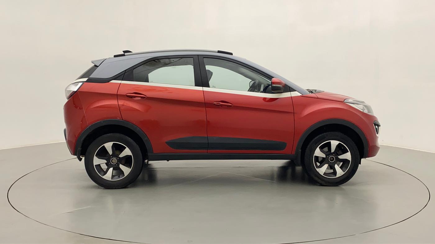 2018 Tata NEXON XZA PLUS DIESEL, Diesel, Automatic, 1,09,563 km, Right Side