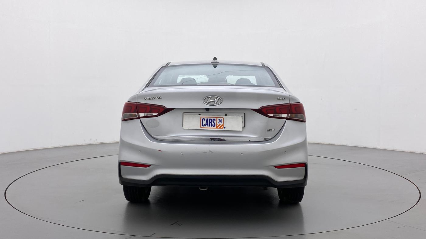 2018 Hyundai Verna 1.6 CRDI SX + AT, Diesel, Automatic, 91,198 km, Back/Rear