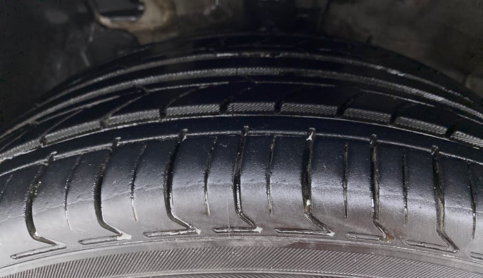 2018 Hyundai Verna 1.6 CRDI SX + AT, Diesel, Automatic, 91,198 km, Left Front Tyre Tread
