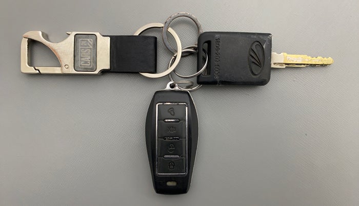 2014 Mahindra Thar CRDE 4X4 BS IV, Diesel, Manual, 46,933 km, Key Close Up