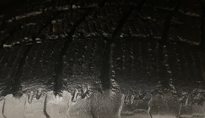 2018 Maruti Baleno DELTA DIESEL 1.3, Diesel, Manual, 95,453 km, Right Front Tyre Tread