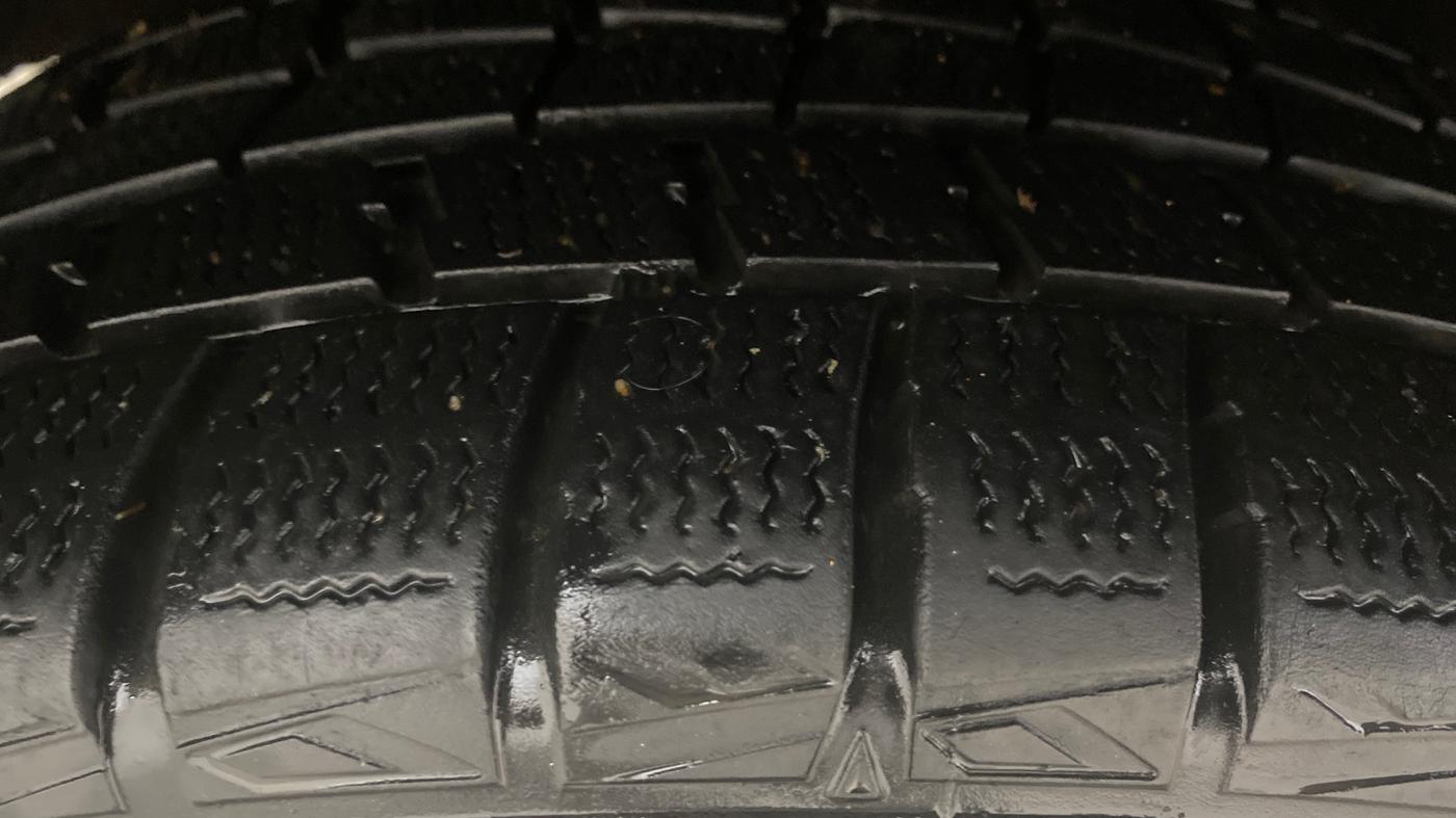 2018 Maruti Baleno DELTA DIESEL 1.3, Diesel, Manual, 94,983 km, Right Rear Tyre Tread