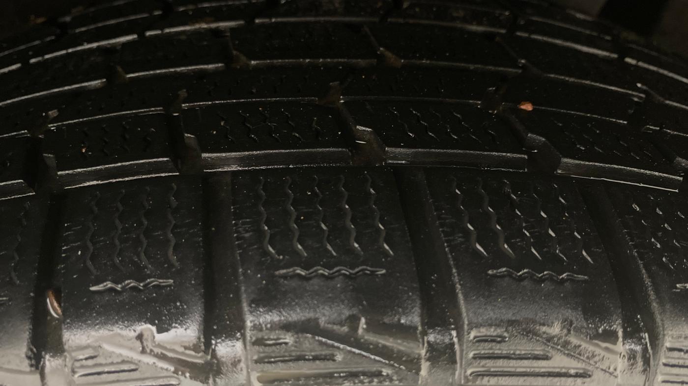 2018 Maruti Baleno DELTA DIESEL 1.3, Diesel, Manual, 94,983 km, Left Rear Tyre Tread
