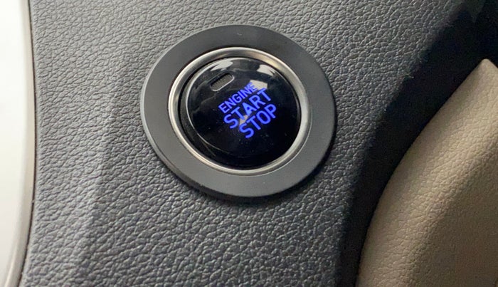 2019 Hyundai Verna 1.6 VTVT SX, Petrol, Manual, 39,066 km, Keyless Start/ Stop Button