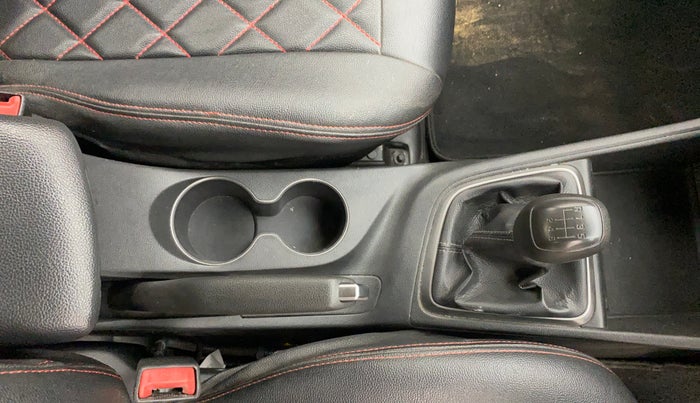 2019 Hyundai Verna 1.6 VTVT SX, Petrol, Manual, 39,066 km, Gear Lever