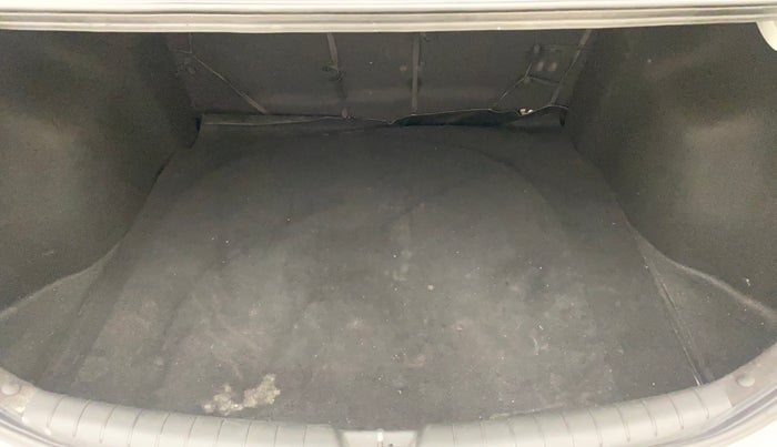 2019 Hyundai Verna 1.6 VTVT SX, Petrol, Manual, 39,066 km, Boot Inside