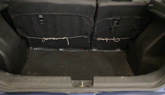 2017 Maruti Baleno DELTA PETROL 1.2, Petrol, Manual, 71,100 km, Boot Inside