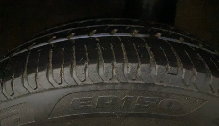 2017 Maruti Baleno DELTA PETROL 1.2, Petrol, Manual, 71,100 km, Left Rear Tyre Tread