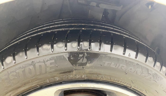 2022 Tata ALTROZ XZA PLUS, Petrol, Automatic, 53,140 km, Right Front Tyre Tread