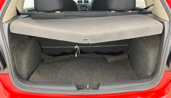 2013 Volkswagen Polo COMFORTLINE 1.2L PETROL, Petrol, Manual, 1,14,886 km, Boot Inside