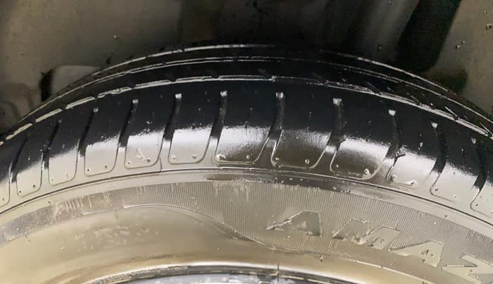 2023 Maruti Swift VXI, Petrol, Manual, 37,258 km, Left Rear Tyre Tread