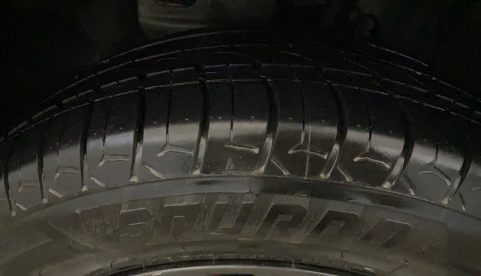 2019 Hyundai Elite i20 SPORTZ PLUS 1.2, Petrol, Manual, 34,066 km, Left Front Tyre Tread