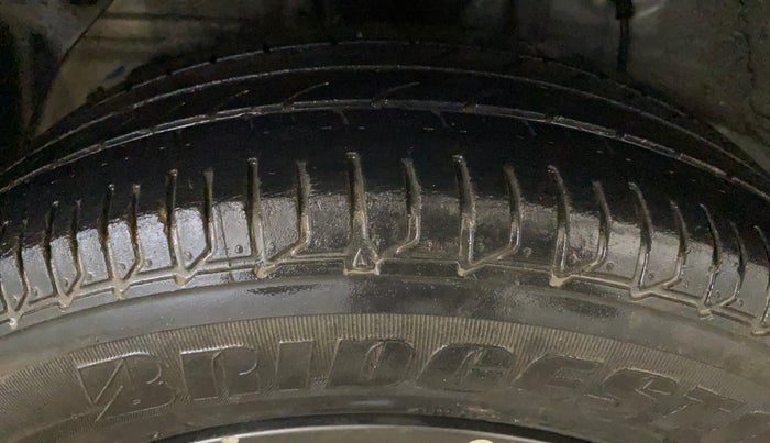 2019 Hyundai Elite i20 SPORTZ PLUS 1.2, Petrol, Manual, 34,066 km, Right Rear Tyre Tread