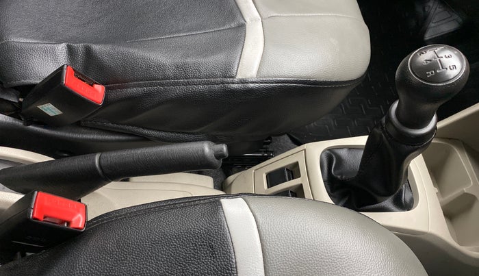 2019 Maruti Alto VXI, Petrol, Manual, 26,916 km, Gear Lever