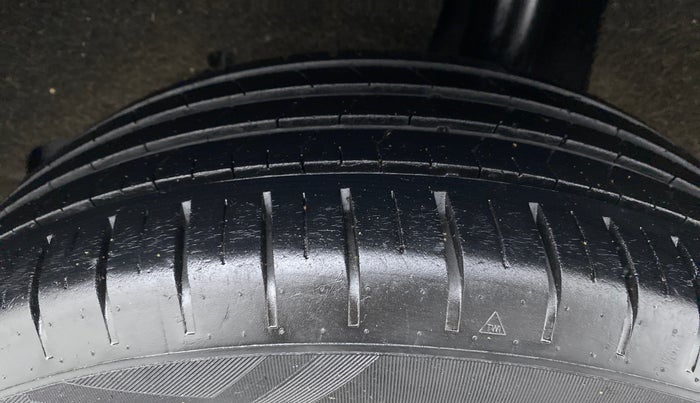 2019 Maruti Baleno ALPHA PETROL 1.2, Petrol, Manual, 38,368 km, Left Rear Tyre Tread