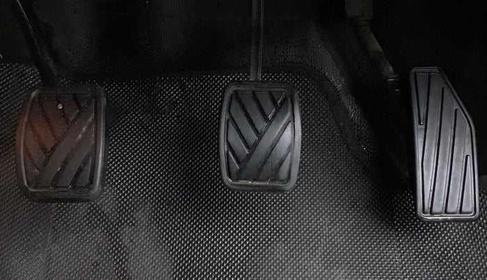 2019 Maruti Baleno ALPHA PETROL 1.2, Petrol, Manual, 38,368 km, Pedals