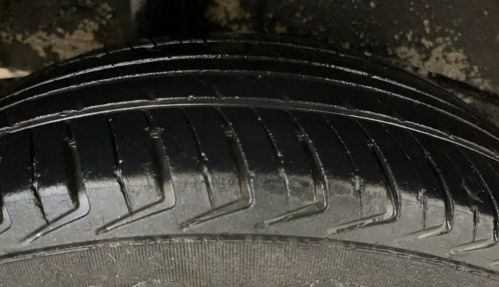 2021 Maruti New Wagon-R LXI CNG 1.0, CNG, Manual, 45,722 km, Right Rear Tyre Tread