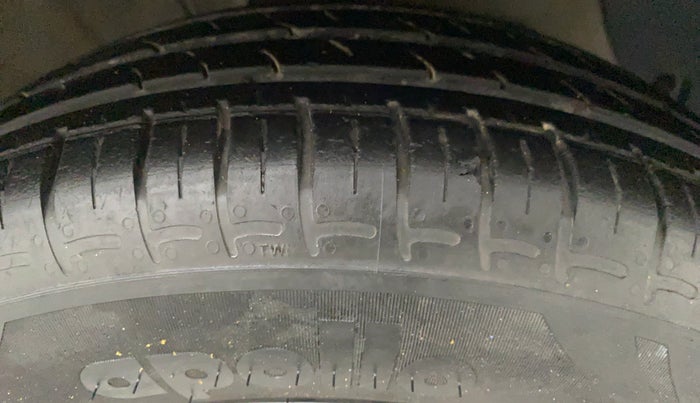 2019 Hyundai GRAND I10 NIOS SPORTZ 1.2 AT, Petrol, Automatic, 15,445 km, Right Front Tyre Tread