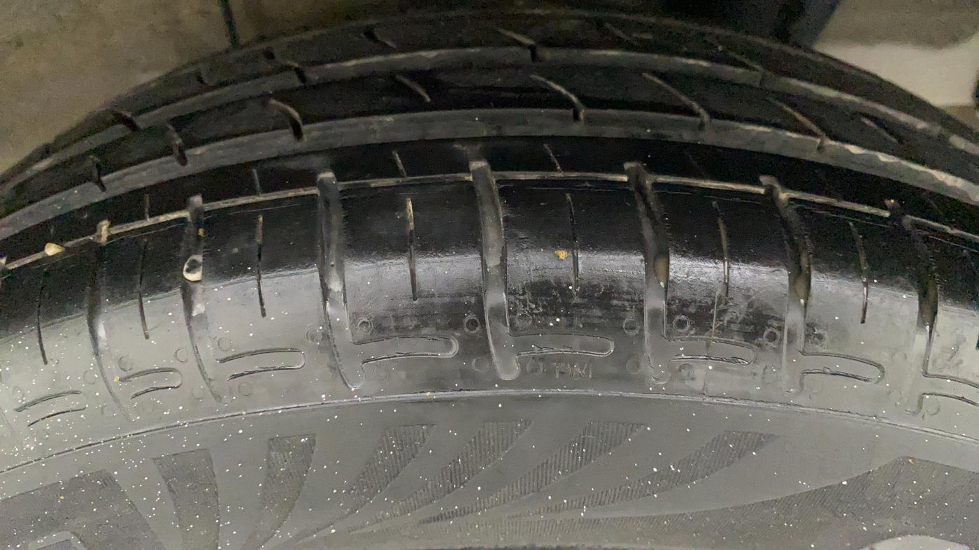2019 Hyundai GRAND I10 NIOS SPORTZ 1.2 AT, Petrol, Automatic, 15,445 km, Left Rear Tyre Tread