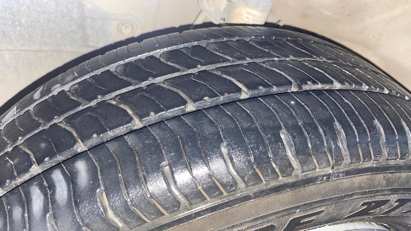2022 Honda Amaze 1.2L I-VTEC E, Petrol, Manual, 92,983 km, Left Front Tyre Tread