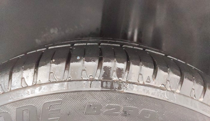 2014 Volkswagen Polo HIGHLINE1.2L, Petrol, Manual, 55,473 km, Left Rear Tyre Tread