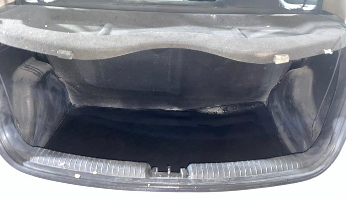 2013 Hyundai Grand i10 MAGNA 1.1 CRDI, Diesel, Manual, 71,276 km, Boot Inside