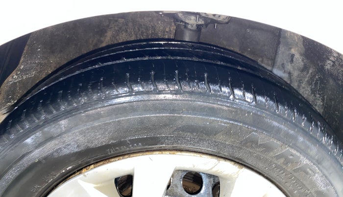 2013 Hyundai Grand i10 MAGNA 1.1 CRDI, Diesel, Manual, 71,276 km, Right Front Tyre Tread