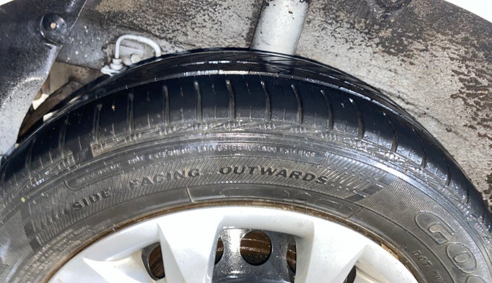 2013 Hyundai Grand i10 MAGNA 1.1 CRDI, Diesel, Manual, 71,276 km, Right Rear Tyre Tread