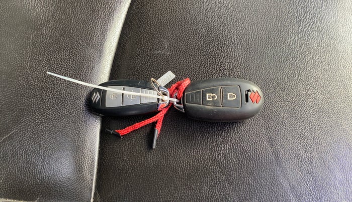 2015 Maruti S Cross ALPHA 1.3, Diesel, Manual, 74,524 km, Key Close Up